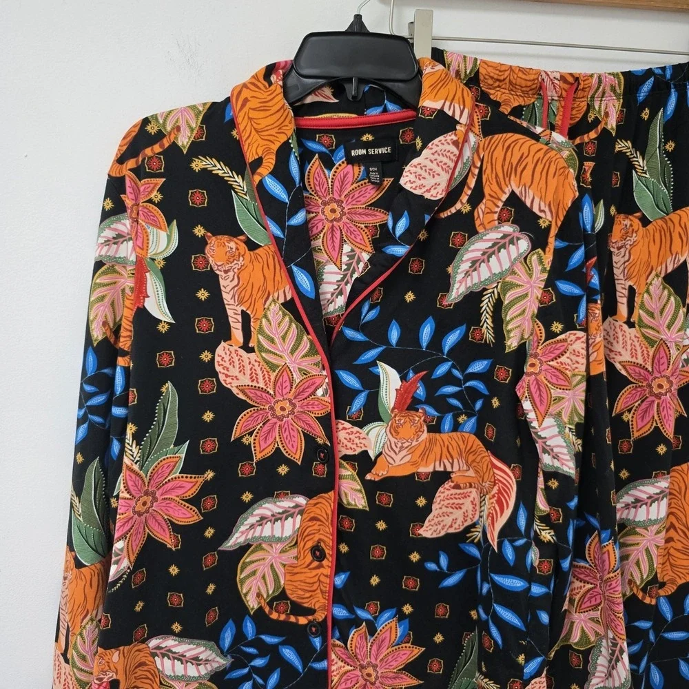 Room Service Tiger Print Pajama Set Black Floral Size S Button Up Cozy Lounge - Picture 3 of 10